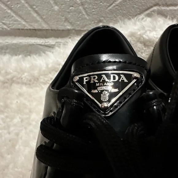 New Prada Chocolate Brushed Leather Lace-Up Loafers Size 39 - Picture 8 of 11